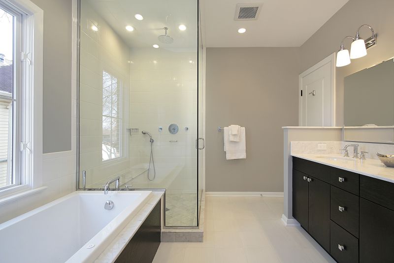 Elegant Shower Space